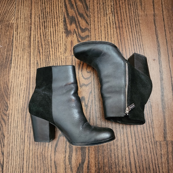 Michael Kors Silvy Ankle Boot Leather Suede booties - Picture 1 of 6
